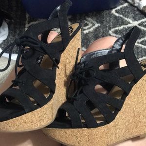 Black summer wedges
